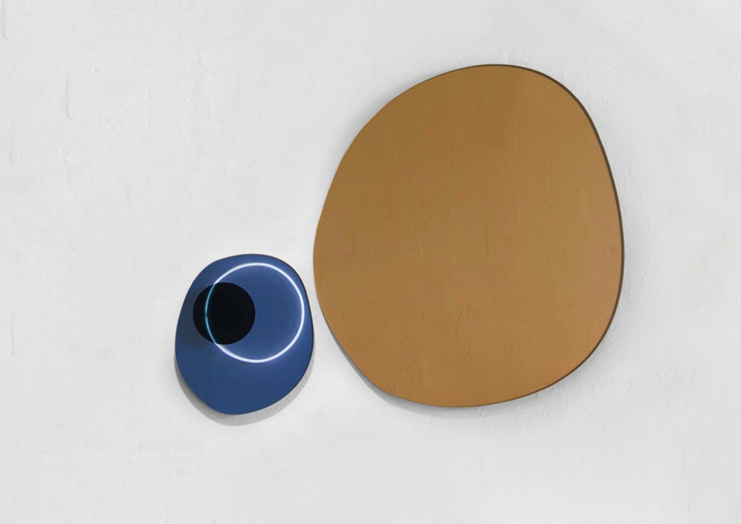Off Round Mirror