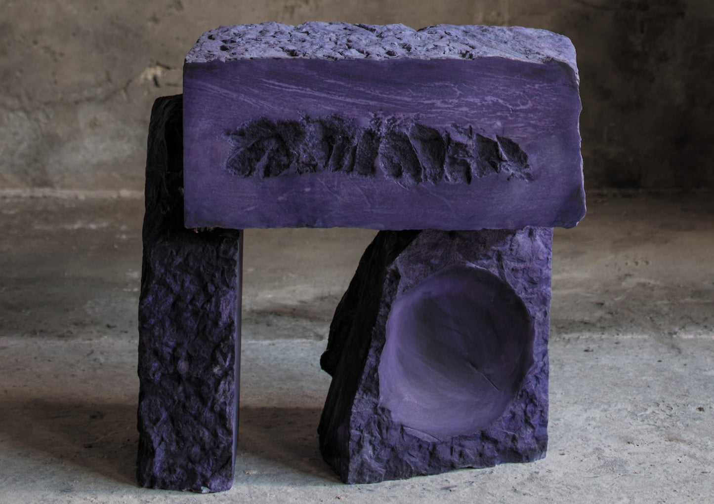 SYNESTHESIA STOOL