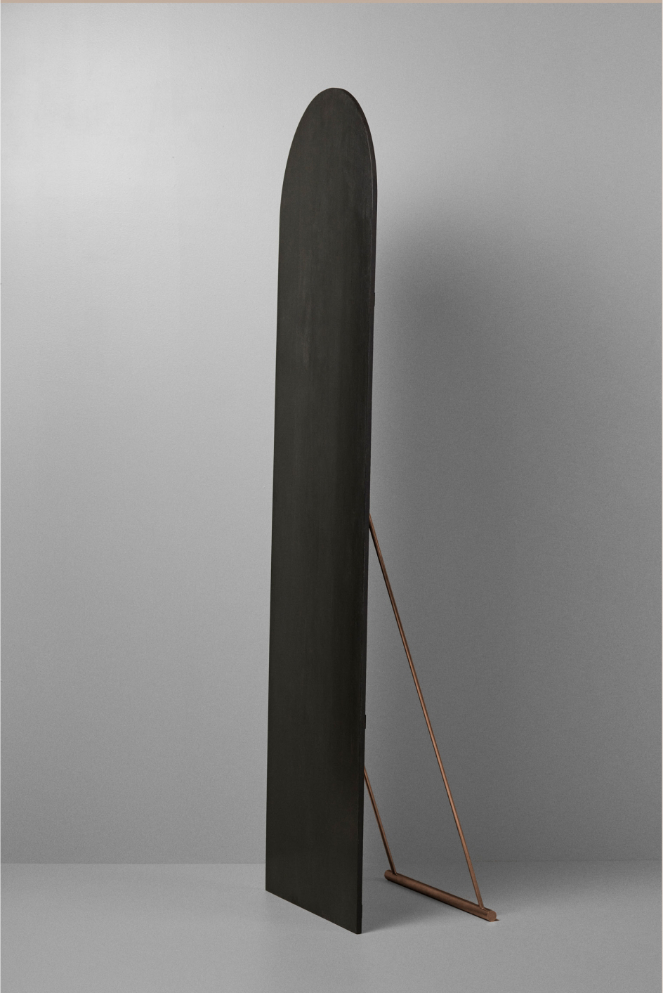 Embrace Melancholy - The Black Mirror - NEL VERBEKE