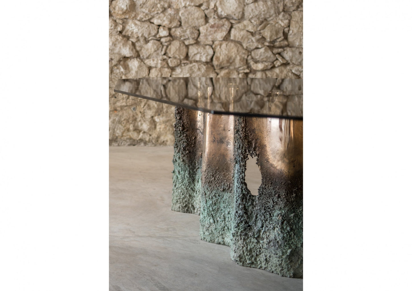 Turin dining table