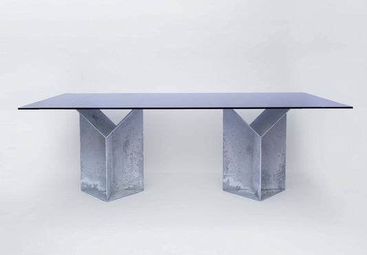 Pinac Dining Table