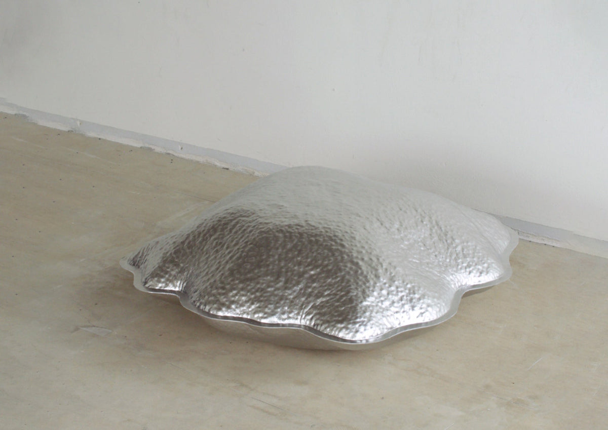 HAMMERED ALUMINUM CLOUD