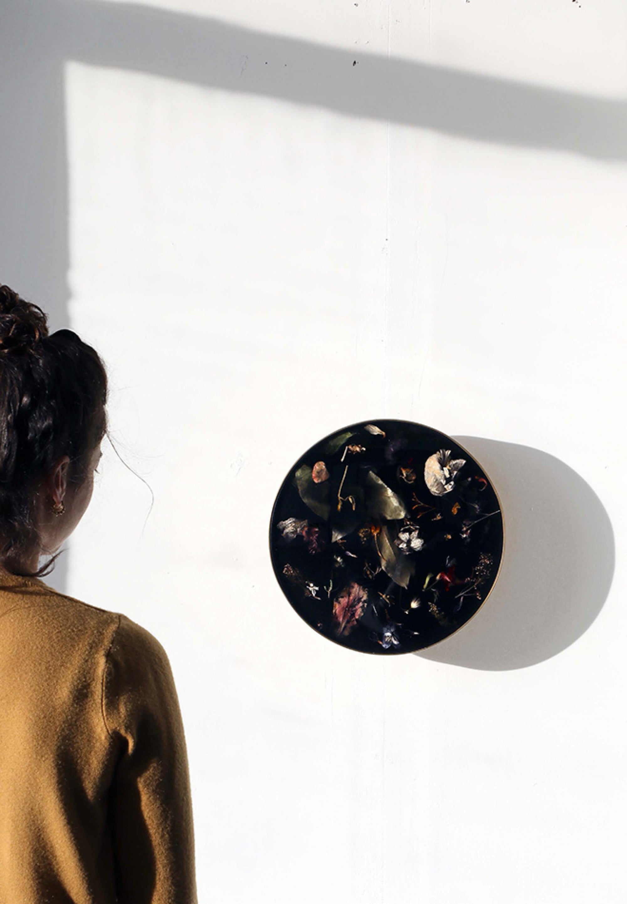 Wall Hanging Disc Flora