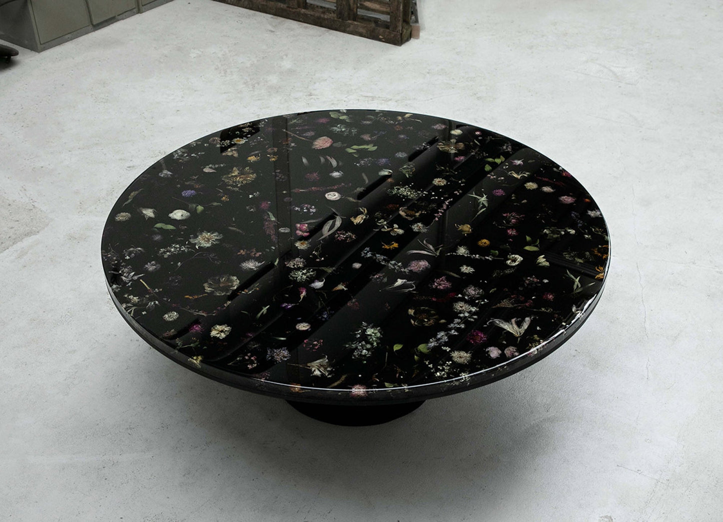 Flora Table 190