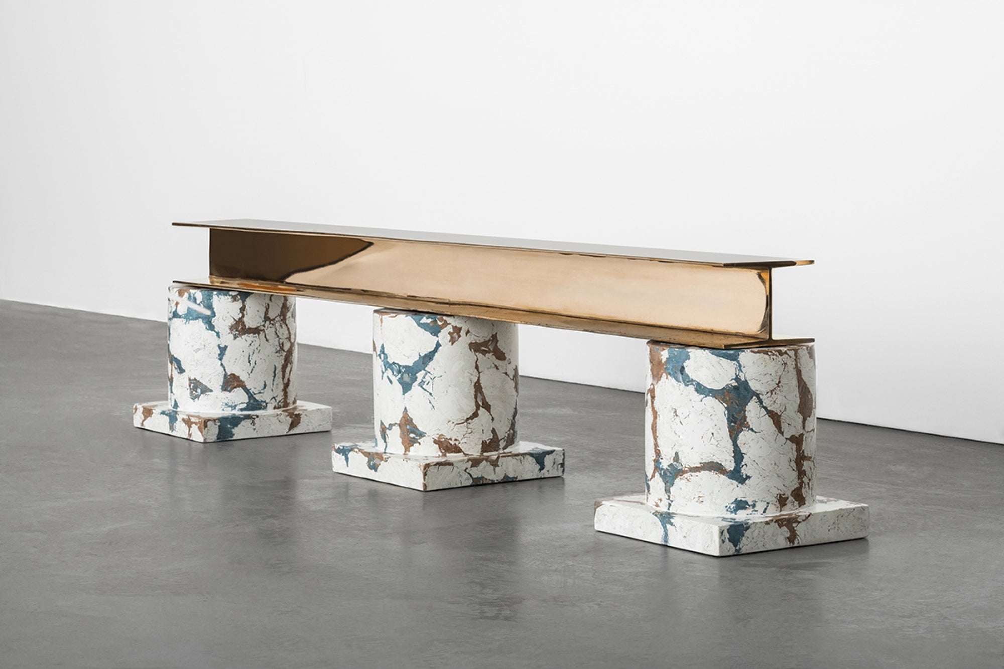 Palmyra bench
