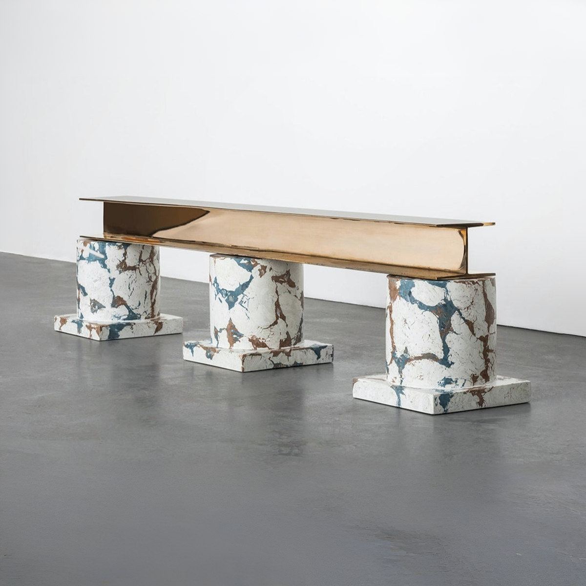 Palmyra bench
