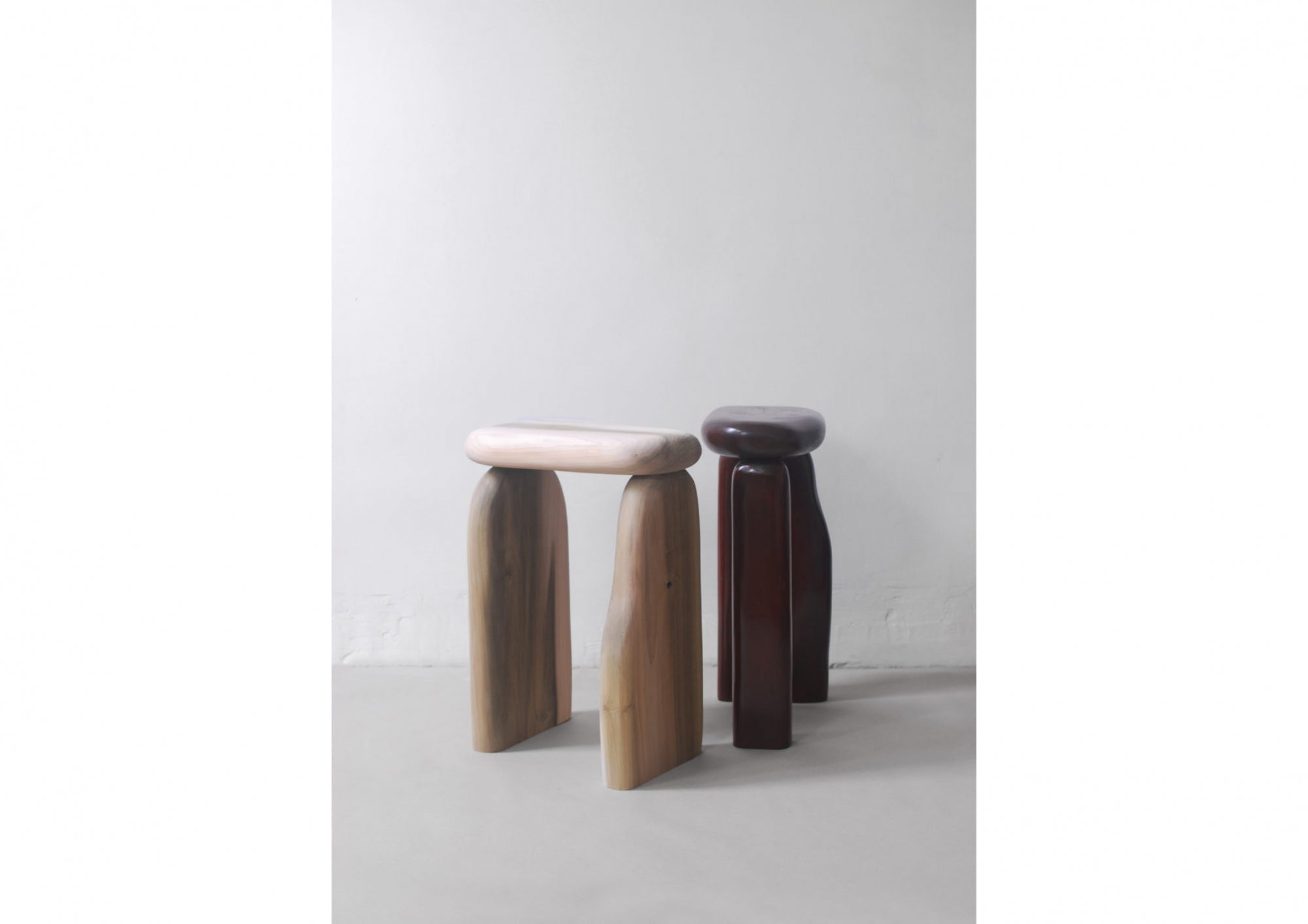 Windows of Bo Bardi - side table - LINDE FREYA TANGELDER - DESTROYERS/BUILDERS
