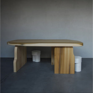 Windows of Bo Bardi Desk - LINDE FREYA TANGELDER - DESTROYERS/BUILDERS