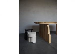 Windows of Bo Bardi Desk - LINDE FREYA TANGELDER - DESTROYERS/BUILDERS