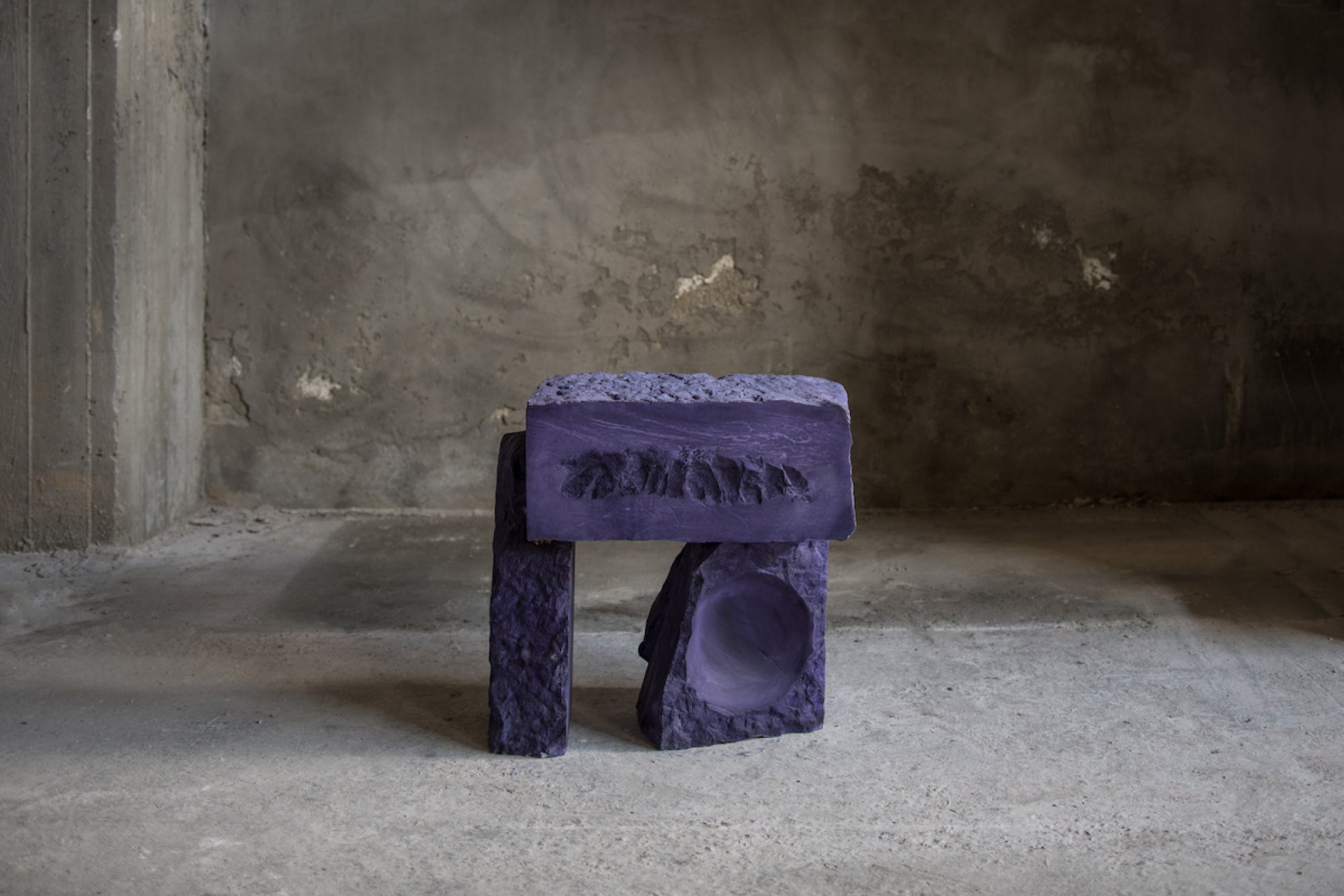 SYNESTHESIA STOOL