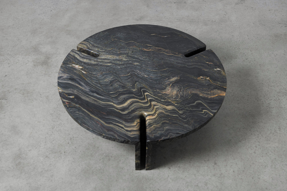 Round Table