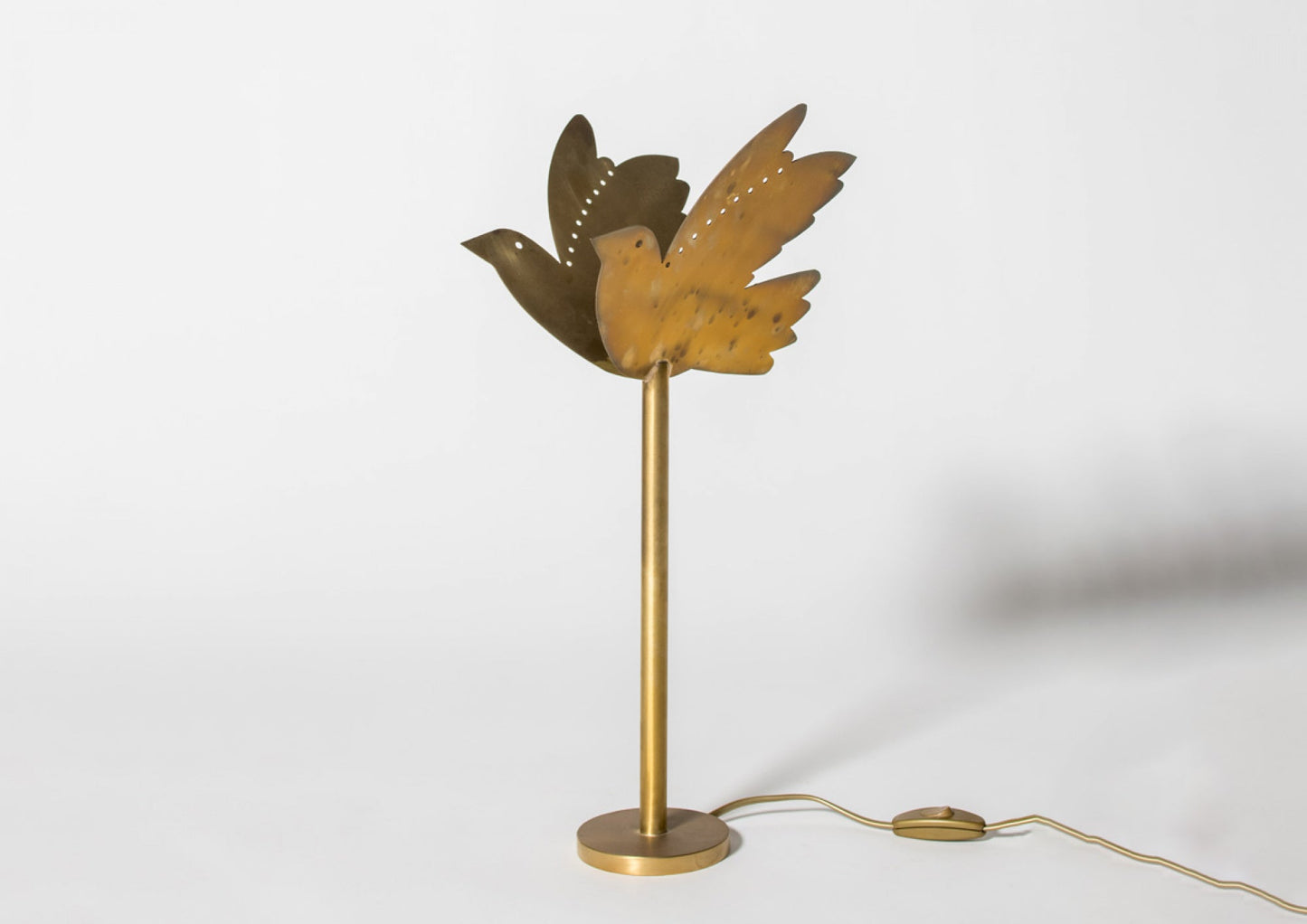 AF-22-020 - TABLE LAMP